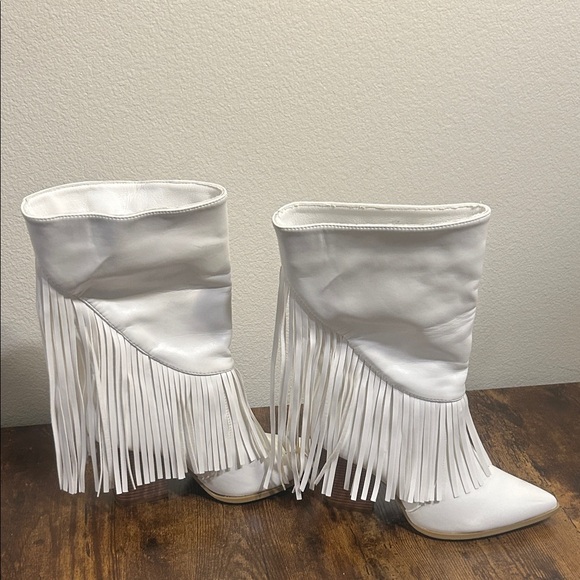 White Fringe Women's Boots - Picture 3 of 5